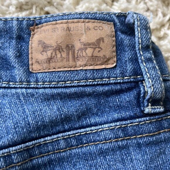 Levi's Jeans Genuinely Crafted Juniors Jean Short Size 9 Sewn Hem RN# 81917 - Picture 7 of 11